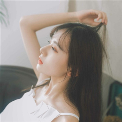 动漫唯美背影女生头像图片