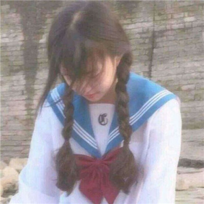 动漫唯美背影女生头像图片