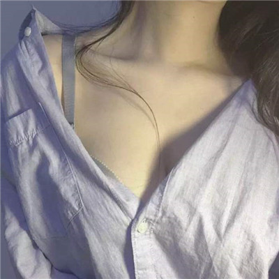 女生坐在地上头像大全图片
