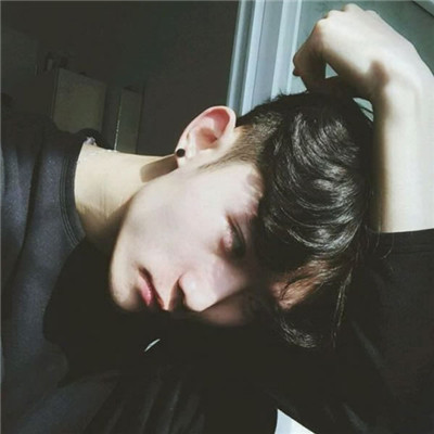男生闺蜜头像 三人动漫头像带字头像小清新图片