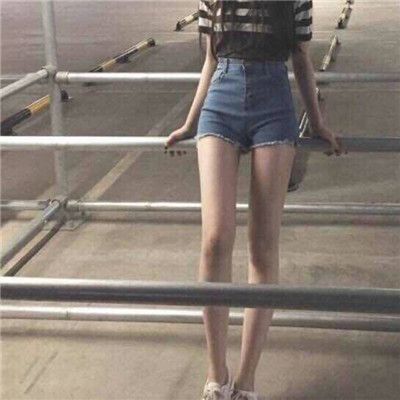 qq头像女生超拽霸气戴帽子图片