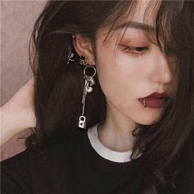 qq头像女生超拽霸气戴帽子图片
