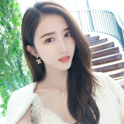 欧美女生婚纱头像唯美图片