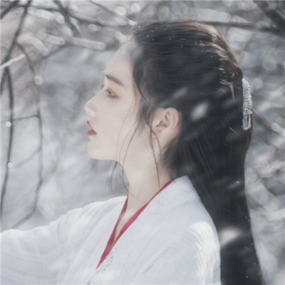qq头像女生侧影阳光图片
