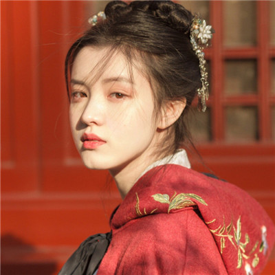 qq头像文艺女生头像图片