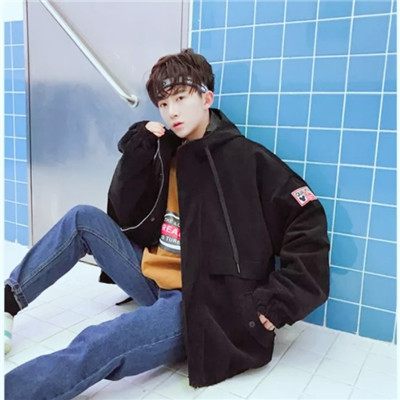 qq戴帽子遮住脸酷酷的男生头像图片