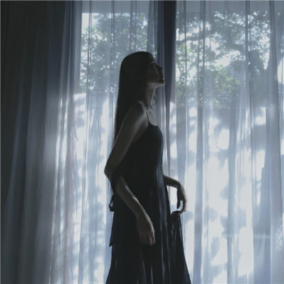 高冷伤感动漫女生头像图片
