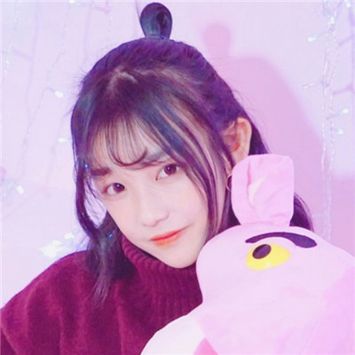 气质素描短发女生头像图片