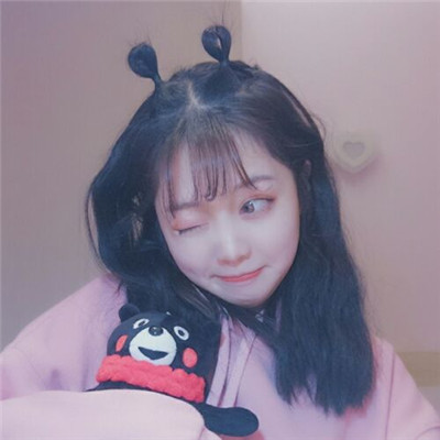气质素描短发女生头像图片