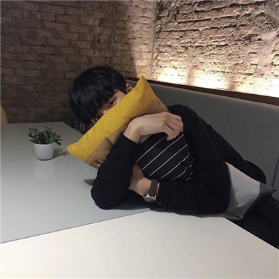 真的很帅的男生清新可爱真人头像图片