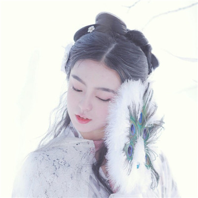 动漫女生头像可爱星空图片