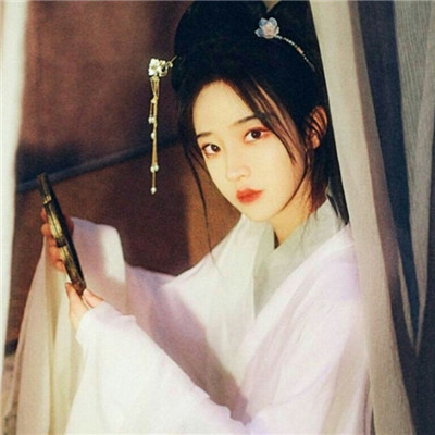 女生动漫头像有避孕套图片