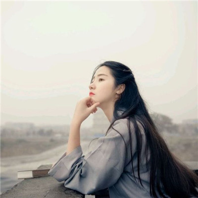 女生动漫头像有避孕套图片