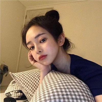 动漫图片短发女生头像图片
