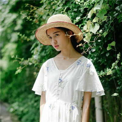 女生超拽头像伤感头像图片