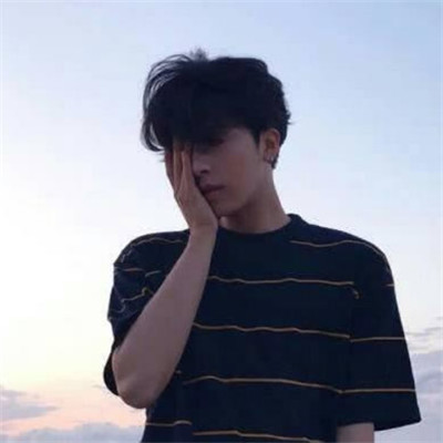 2018微信头像图片大全qq头像动漫孤独男生图片