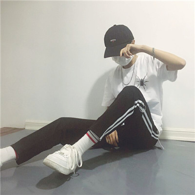 男生二次元头像萌系列图片