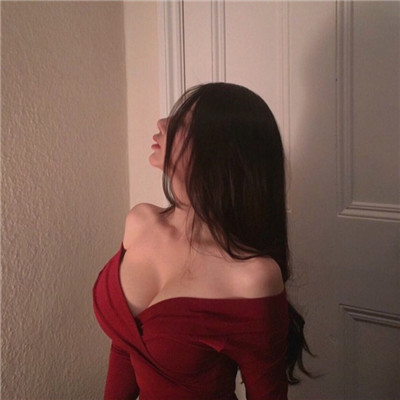 带眼镜的动漫女生头像图片