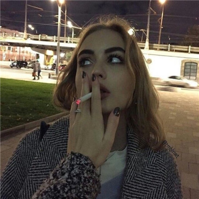 qq头像男生和女生动漫图片