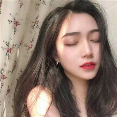 qq海边女生背影头像图片