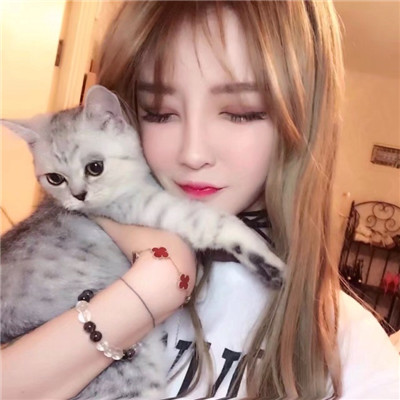 qq海边女生背影头像图片