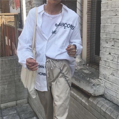 面朝大海男生背景头像图片