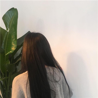 女生头像背影长发唯美图片