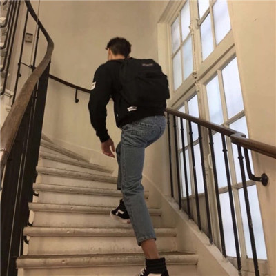 不露脸的动漫微信头像男生专用帅气图片