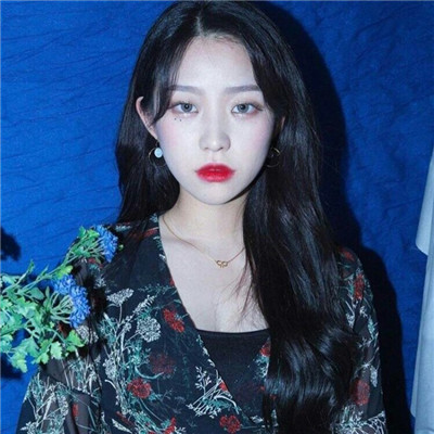 女生短发图片头像背影图片