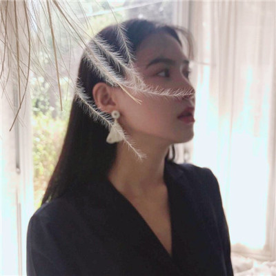 女生短发图片头像背影图片