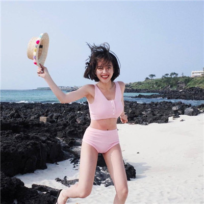 qq头像女生可爱剪刀手图片