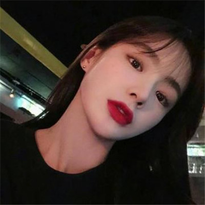 动漫女生头像冷酷伤感图片