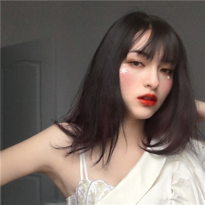 qq头像女生好看有气质图片