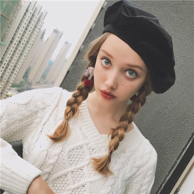 枪指着女生头卡通头像图片