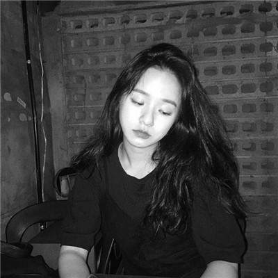 qq头像好看动漫女生图片