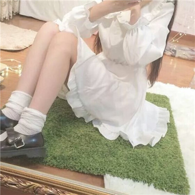 梦幻唯美意境女生头像图片