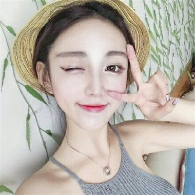 qq带字女生酷炫头像图片