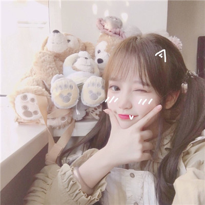 易烊千玺qq女生头像
