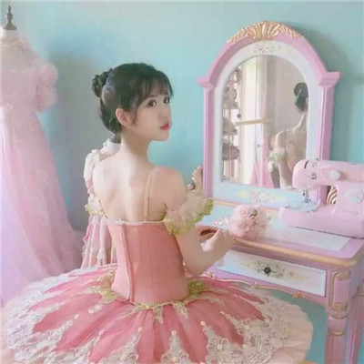 易烊千玺qq女生头像图片