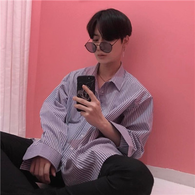 好看的高中男生QQ头像真人图片