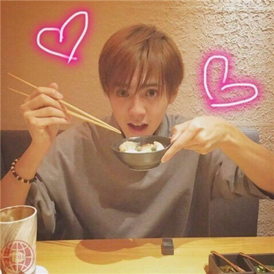 好看的高中男生QQ头像真人图片