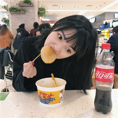 qq动漫卡通女生头像