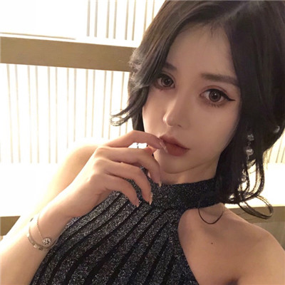头像40岁 女生头像