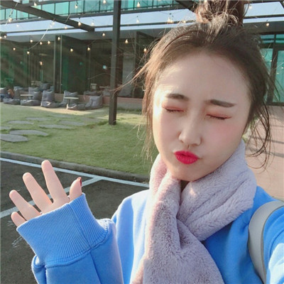 qq女生受伤流血头像图片