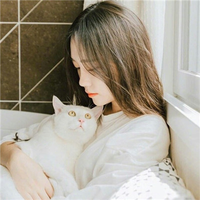 qq女生受伤流血头像图片