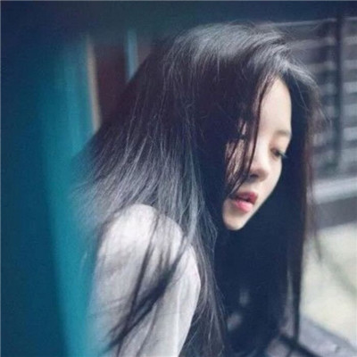 动漫个性冷酷头像女生图片