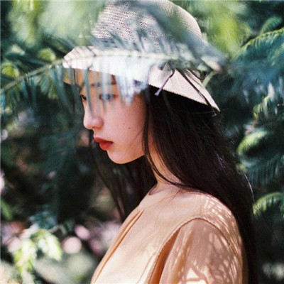 动漫个性冷酷头像女生图片