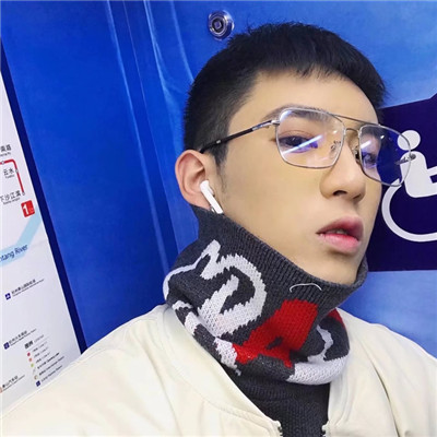 抖音最火头像男帅气戴眼镜暗恋女生头像男生图片