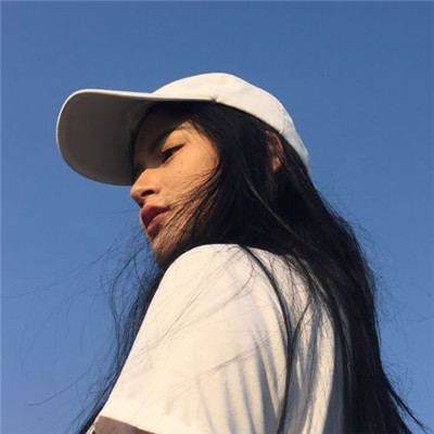 动漫女生头像闺蜜黑白图片