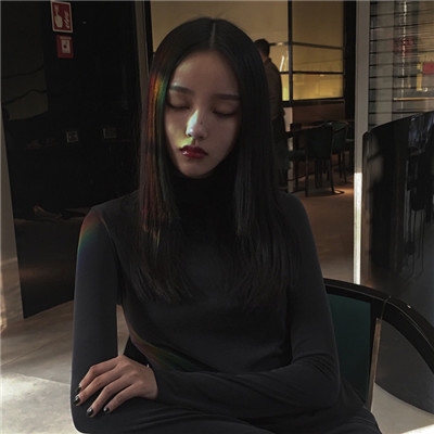 短发后背图片女生头像图片